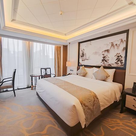 Renhe Spring Hotel Ченду Екстер'єр фото