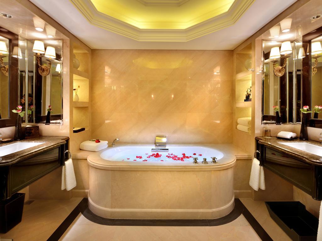 Renhe Spring Hotel Ченду Екстер'єр фото