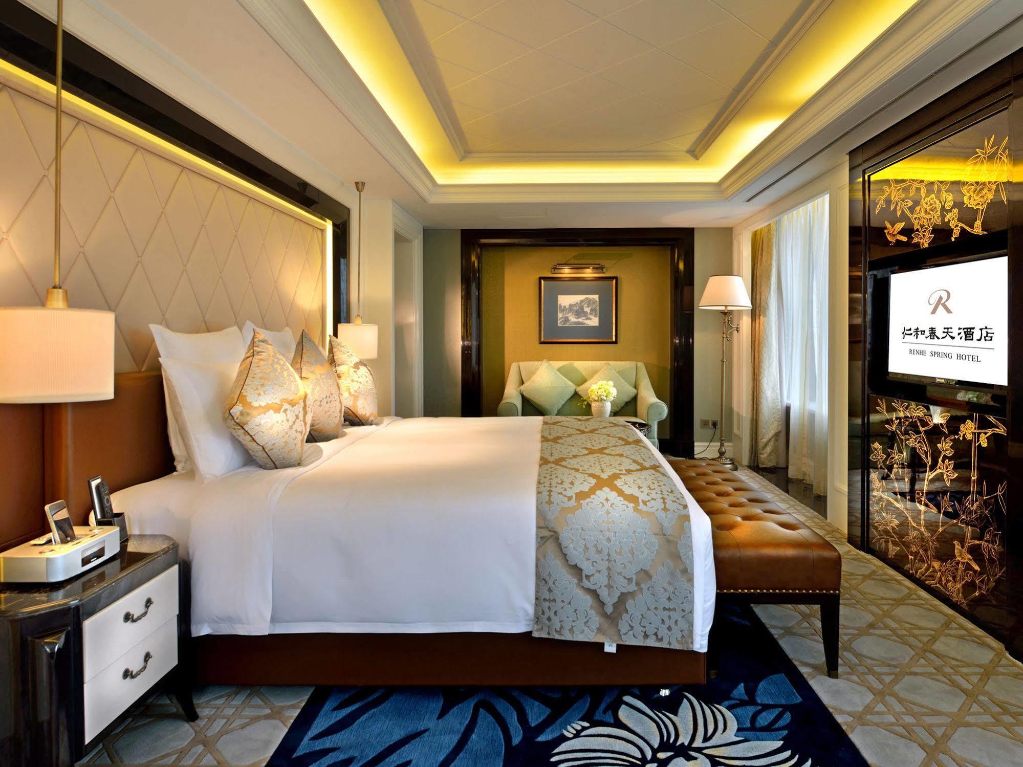 Renhe Spring Hotel Ченду Екстер'єр фото