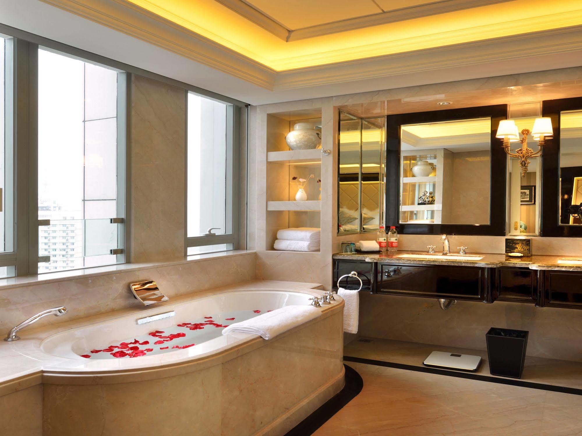 Renhe Spring Hotel Ченду Екстер'єр фото